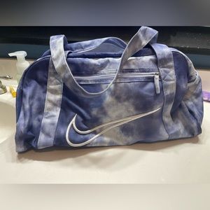 Nike duffle bag